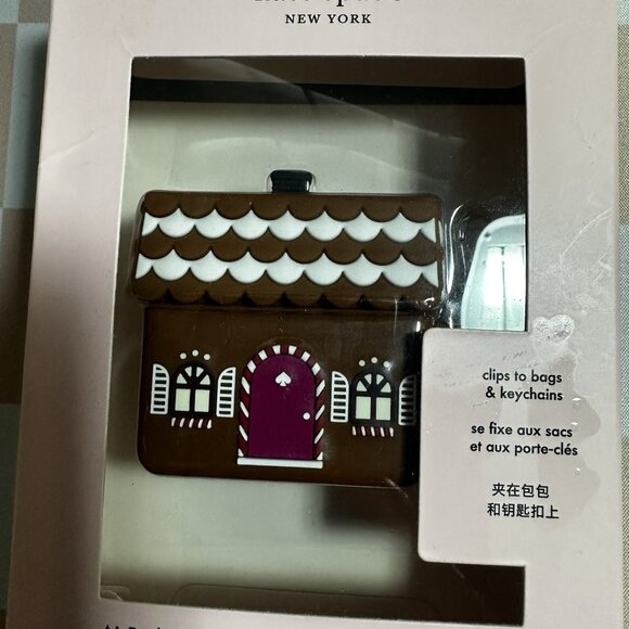 NIB Kate Spade New York GINGERBREAD 3rd Gen AirPods Carrying Case K9401 - Picture 5 of 8